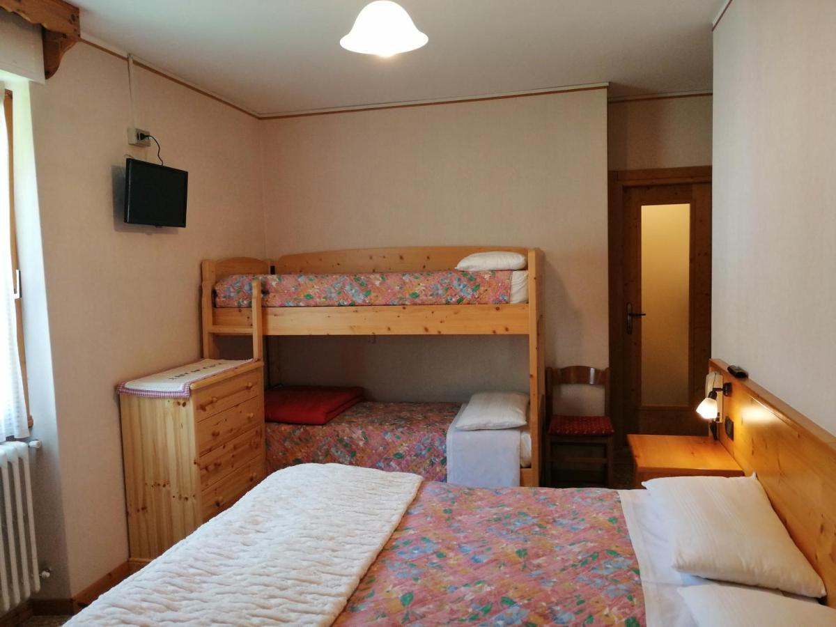 Hotel Zebru 발푸르바 외부 사진